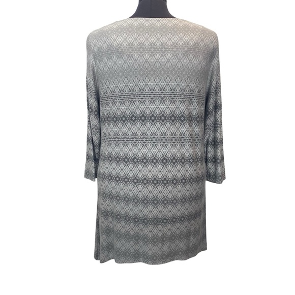 Ruby Rd.Womens plus size 1X Gray Patterned Scoop-Neck Tunic - Picture 6 of 8